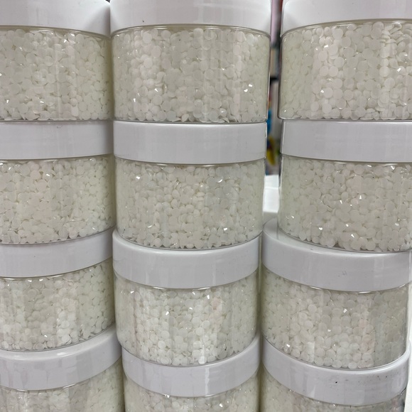 4mm rhinestones - Picture 7 of 8